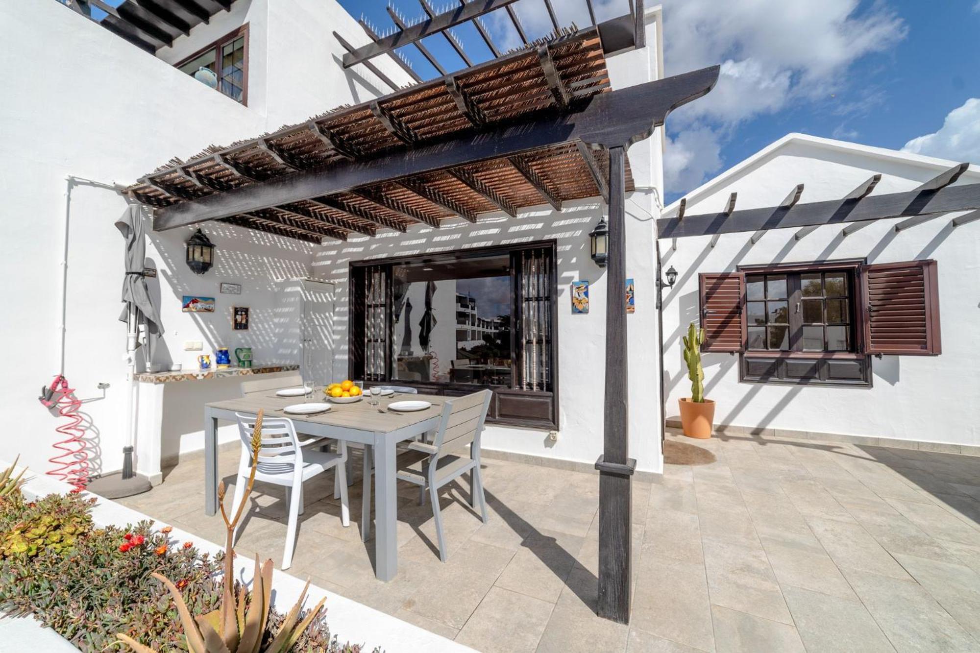 Appartamento Playa Bastián 2 habs, 2 baños y súper terraza Costa Teguise Esterno foto